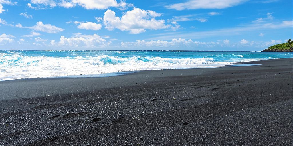 Discover the Magic of Black Sand Beaches on Hawaii’s Big Island