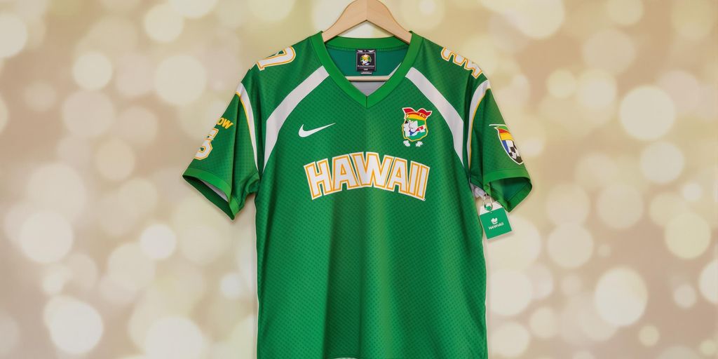 Score Your Perfect Hawaii Rainbow Warriors Jersey Today!